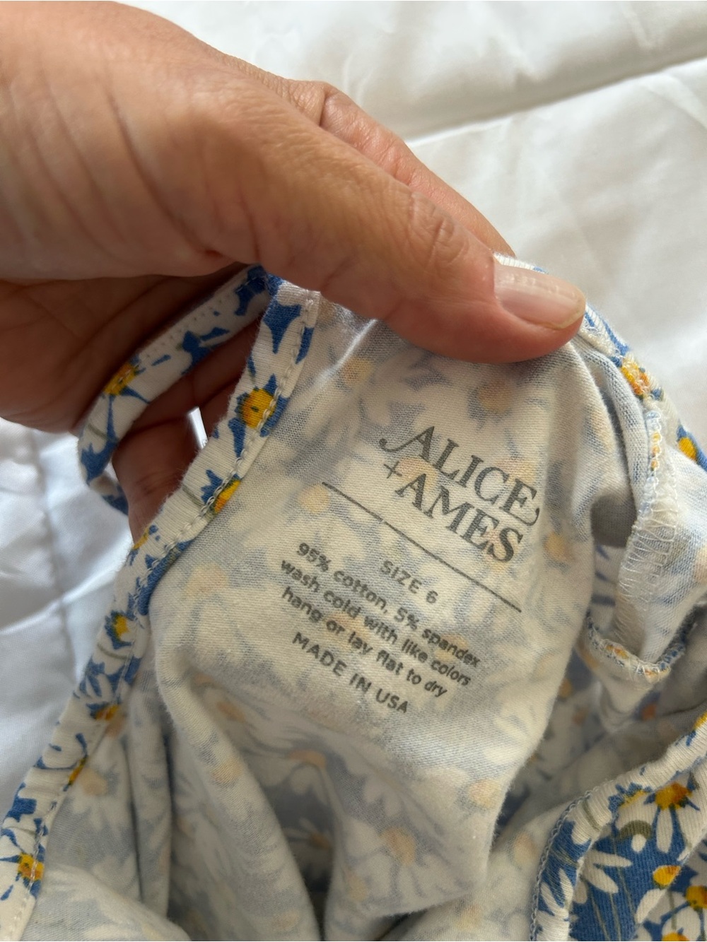 Alice + Ames Blue Floral Girls TOP ONLY- shorts are size 6 but fit more like 4/5